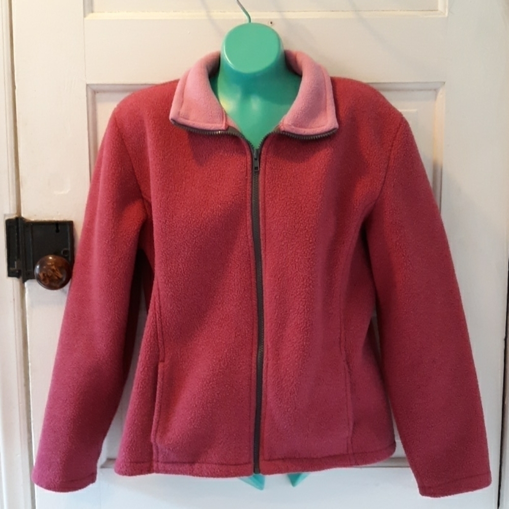 Cabelas small fleece jacket